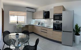 Seaside Apartment In Gzira